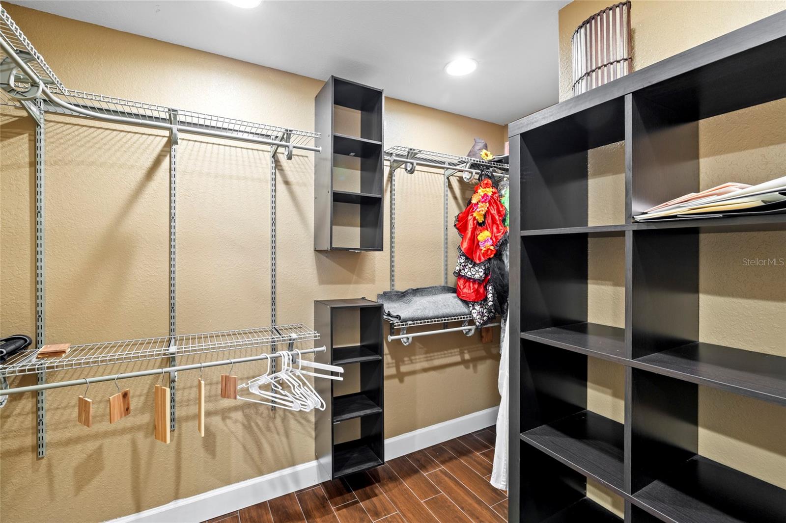 Image 26 of 77 For 5031 Lakewood Road