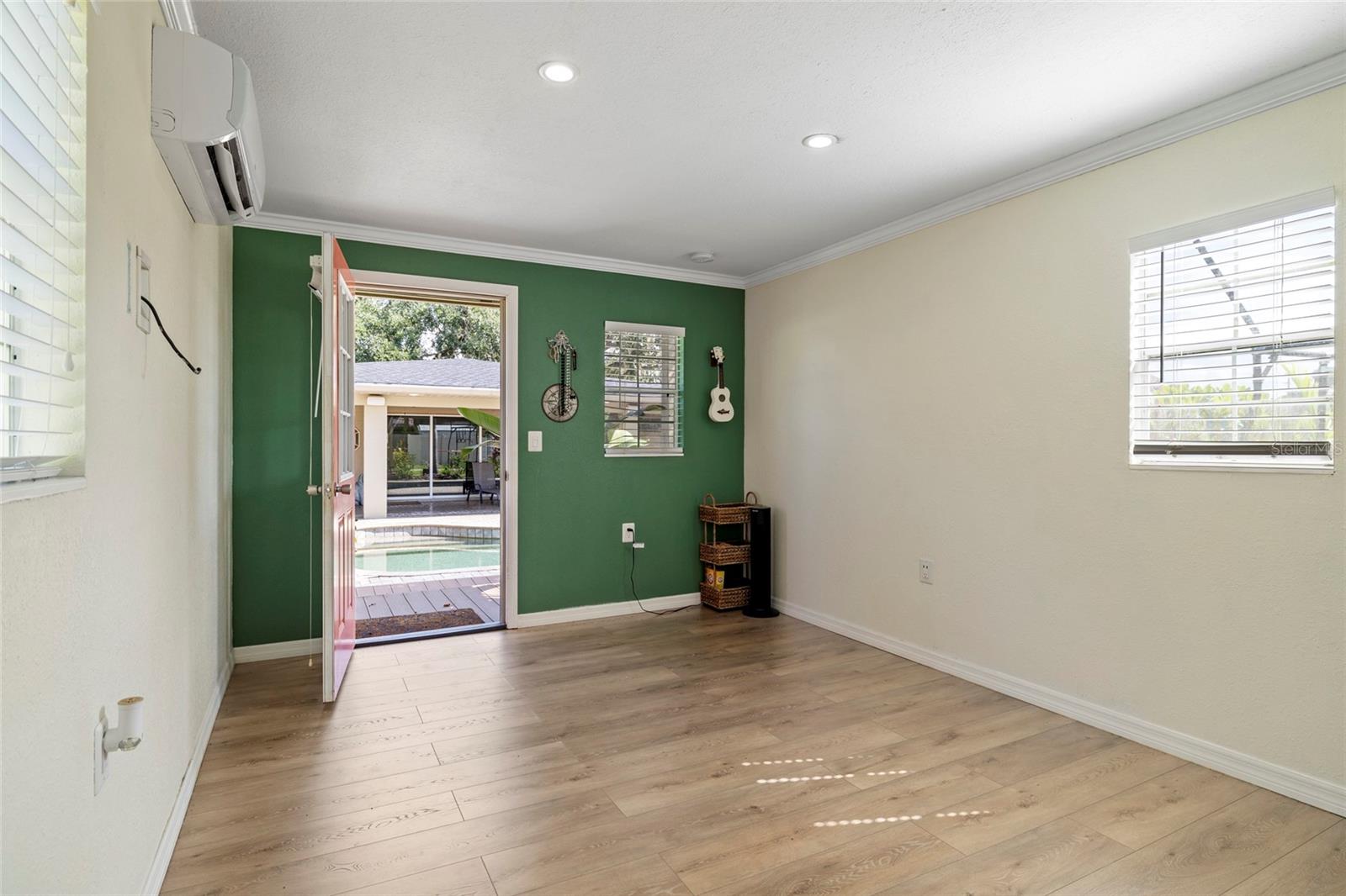 Image 58 of 77 For 5031 Lakewood Road