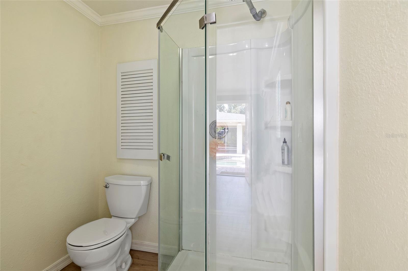 Image 61 of 77 For 5031 Lakewood Road