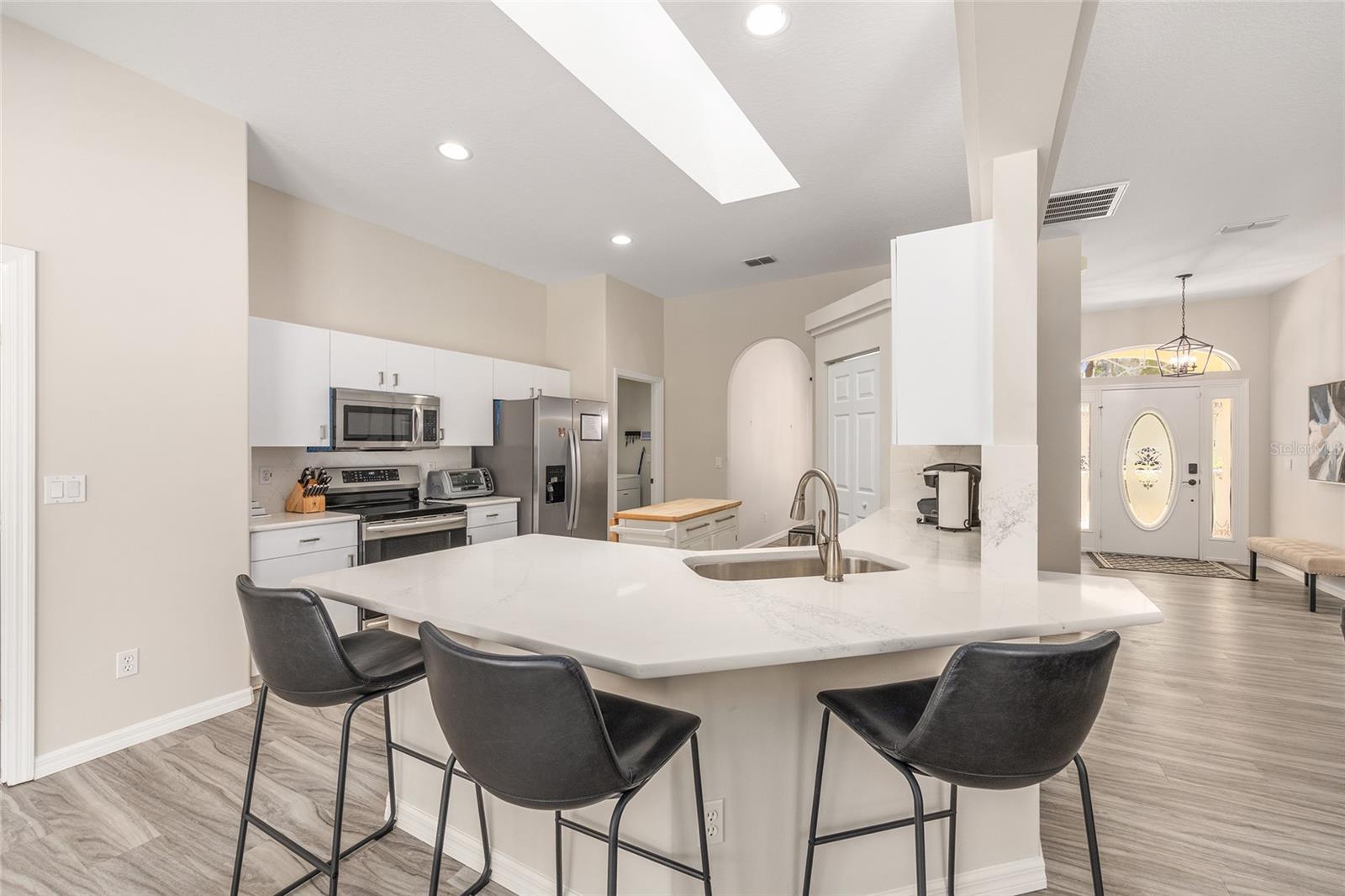 Image 18 of 73 For 5248 82nd Court