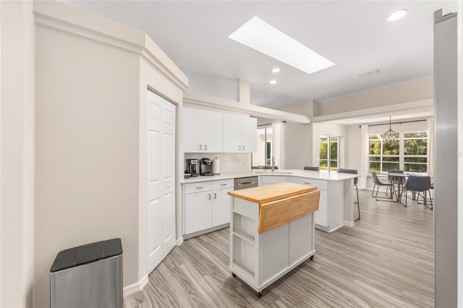 Image 19 of 73 For 5248 82nd Court