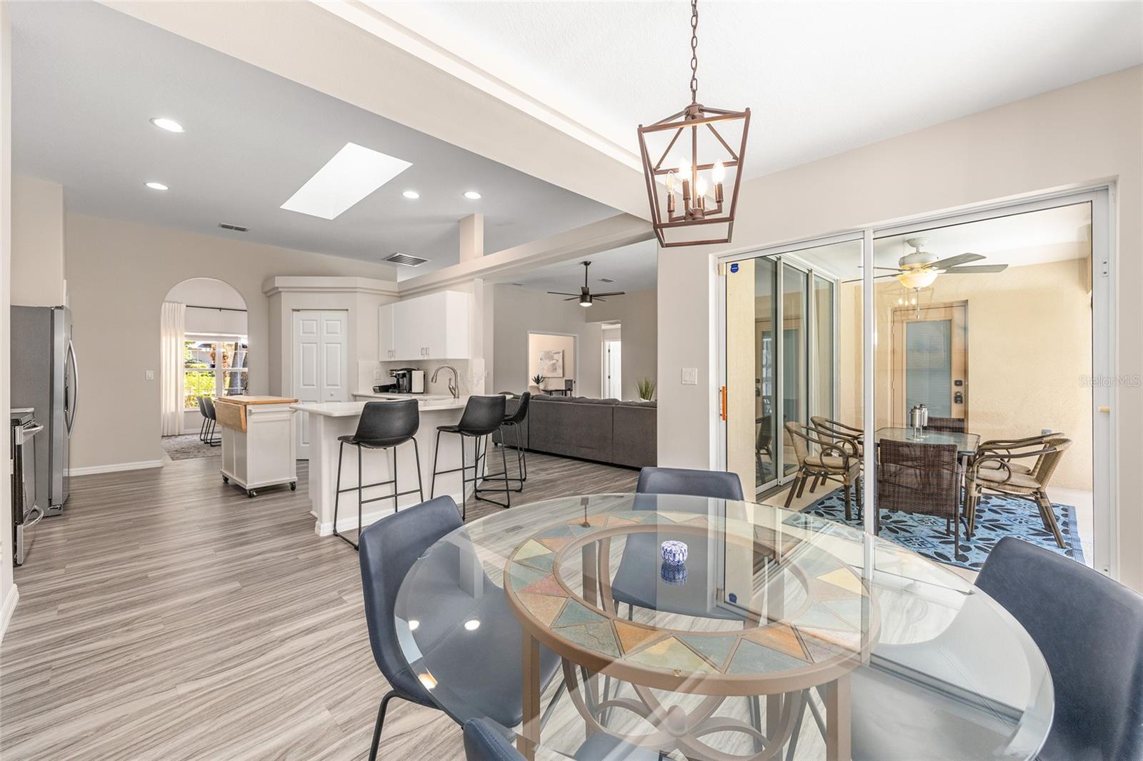 Image 23 of 73 For 5248 82nd Court