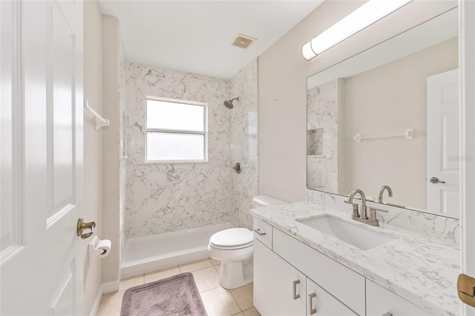 Image 38 of 73 For 5248 82nd Court