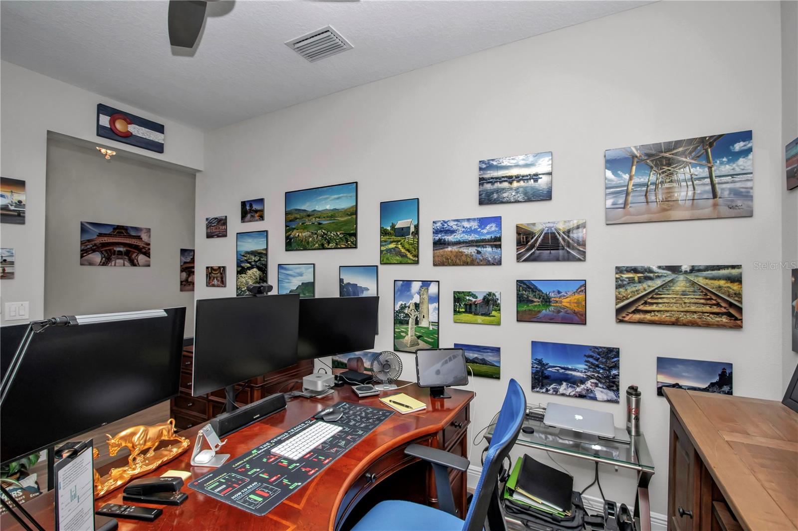 Listing photo id 16 for 3508 55th Court