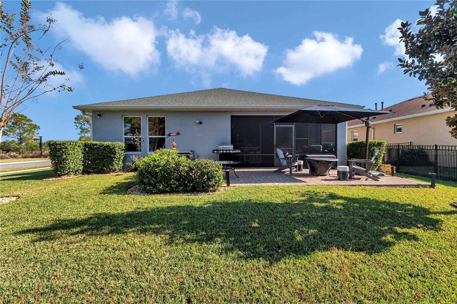 Listing photo id 22 for 3508 55th Court