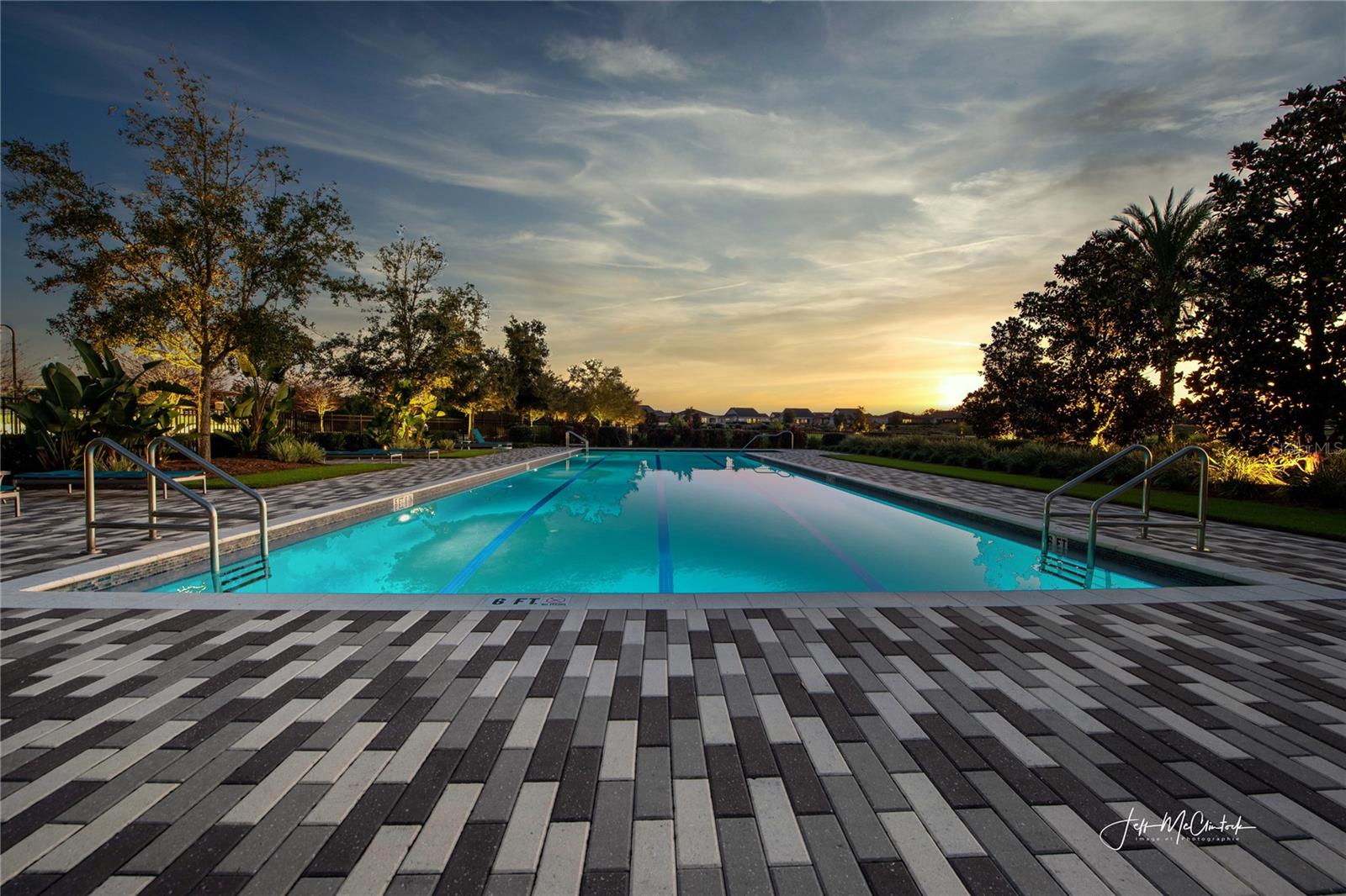 Listing photo id 31 for 3508 55th Court