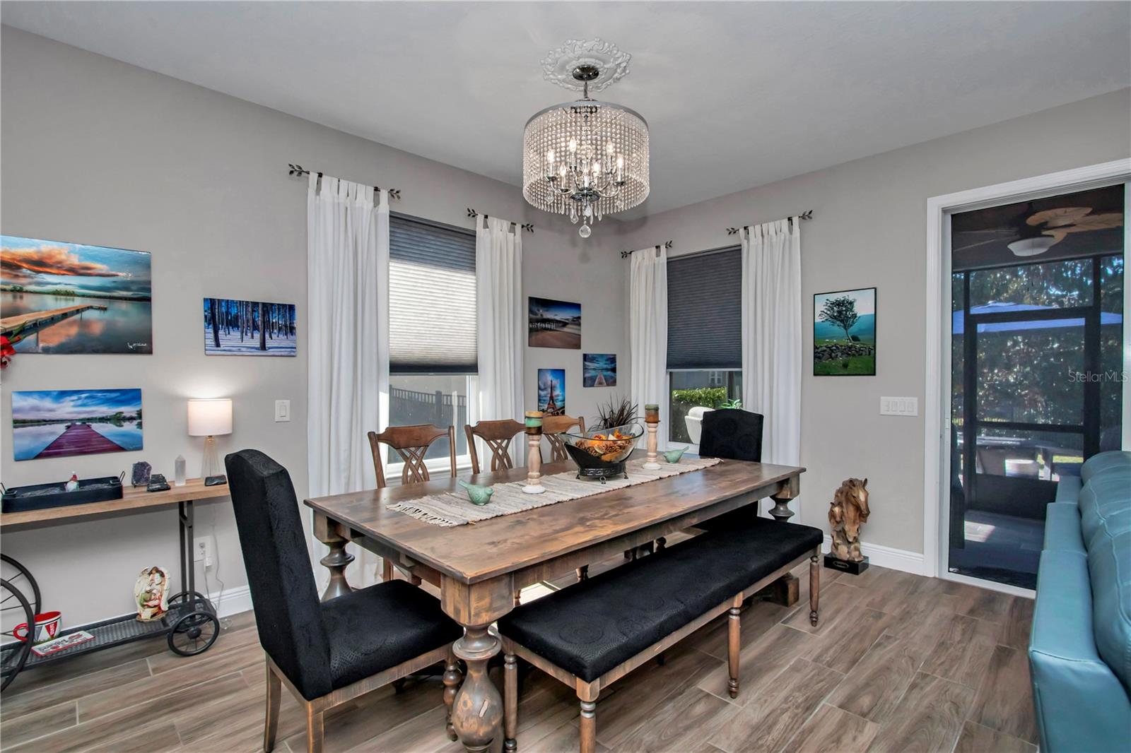 Listing photo id 7 for 3508 55th Court