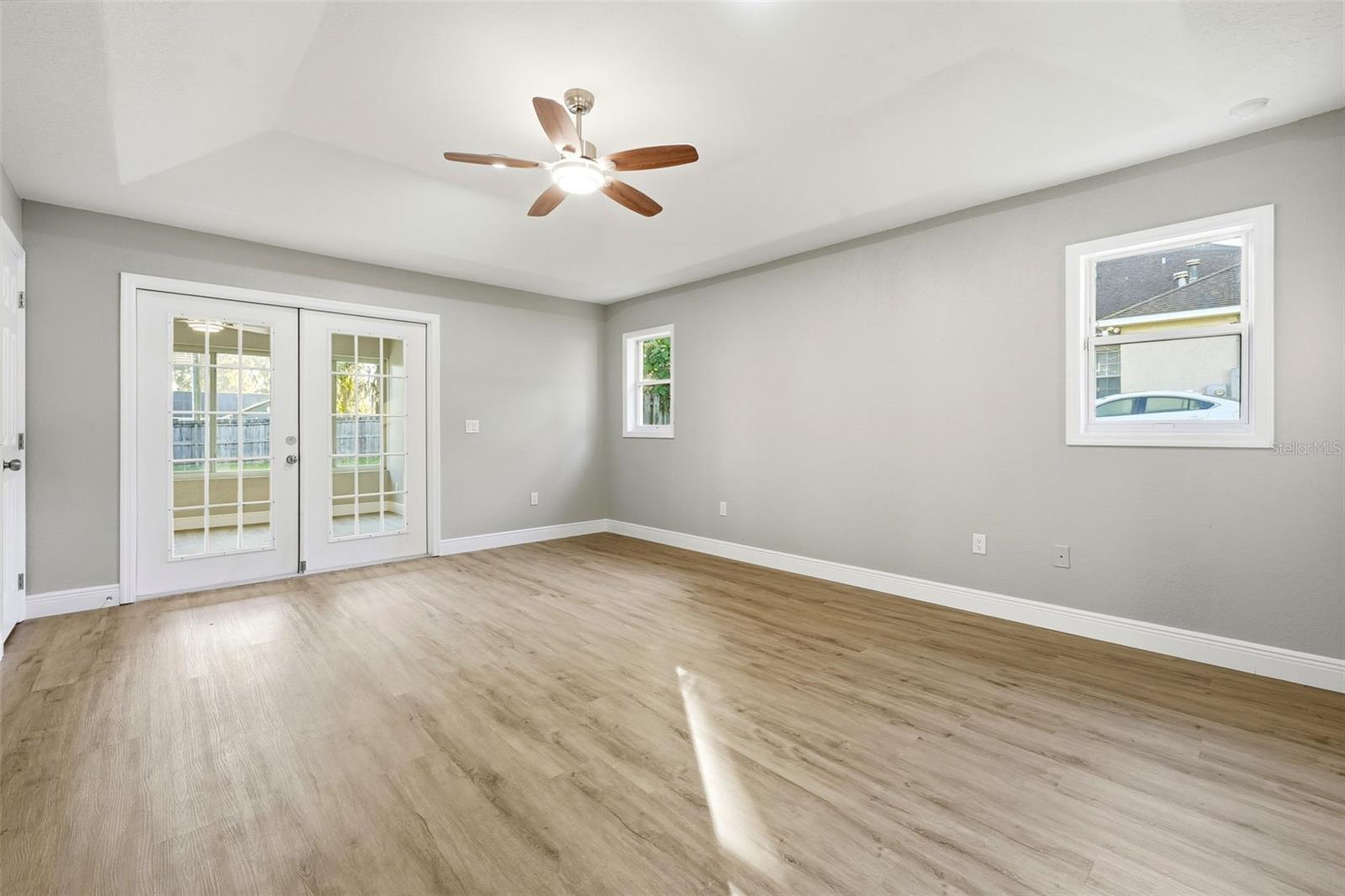 Image 16 of 64 For 3307 18th Court