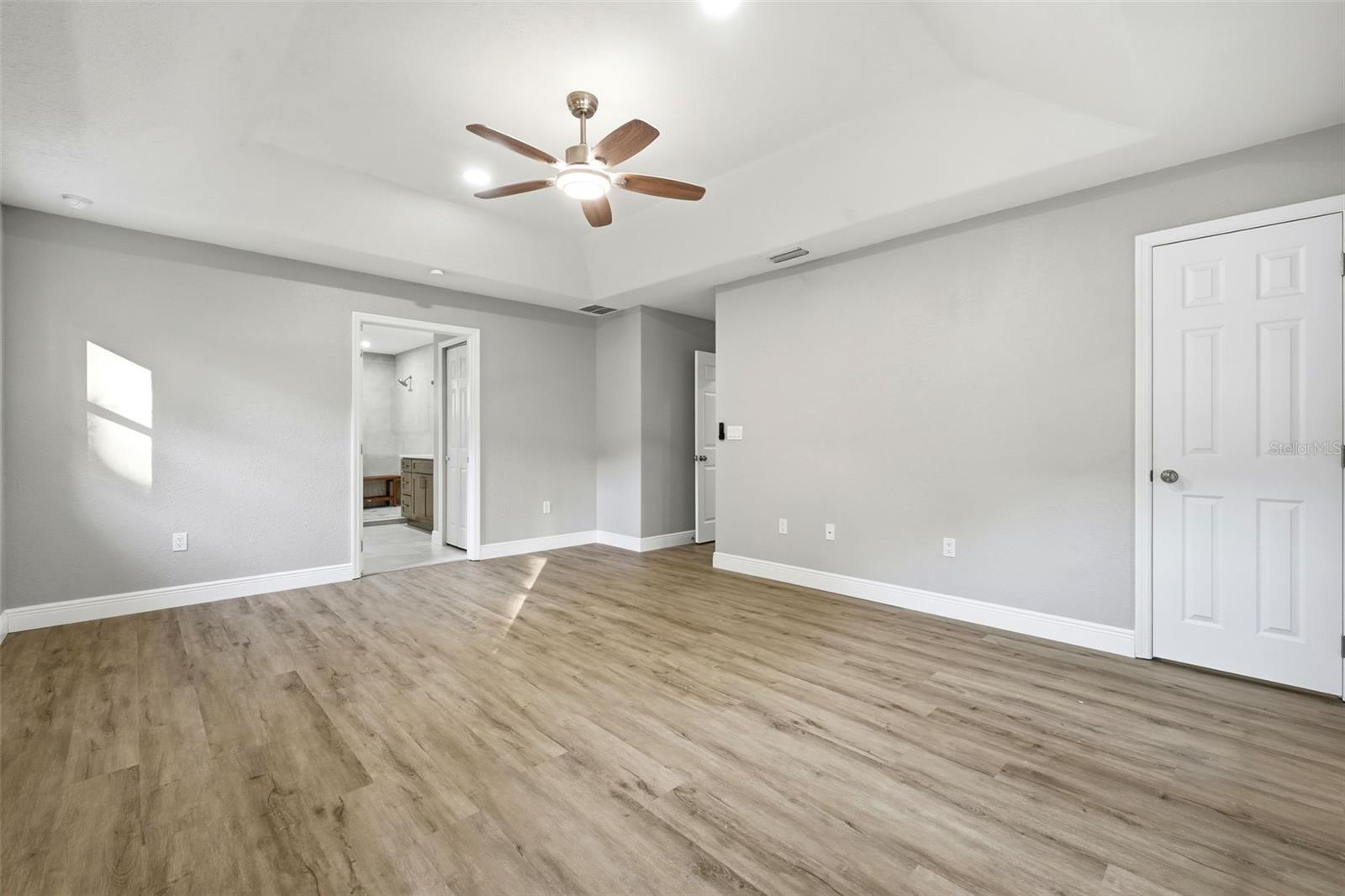 Image 18 of 64 For 3307 18th Court