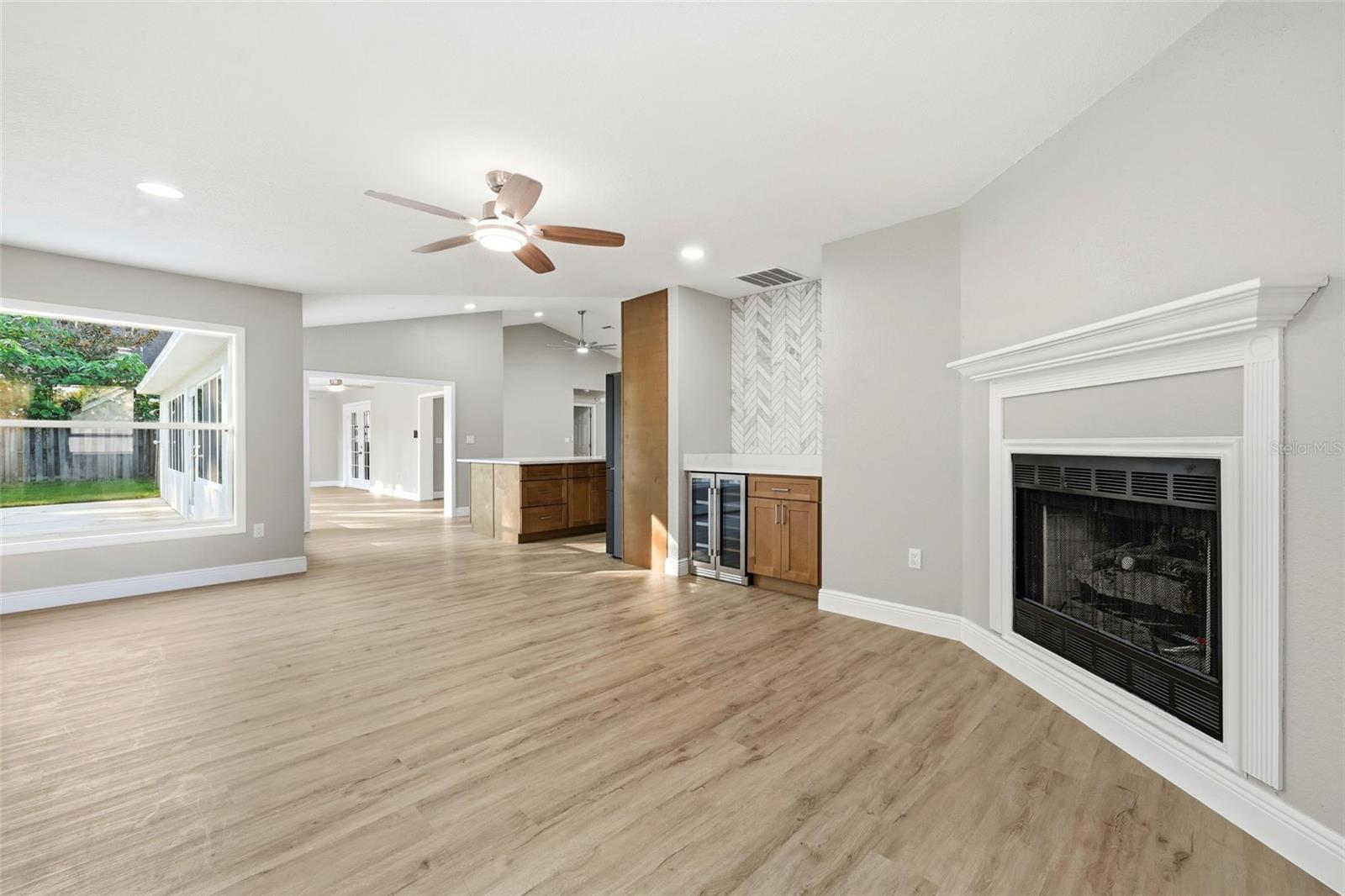 Image 27 of 64 For 3307 18th Court