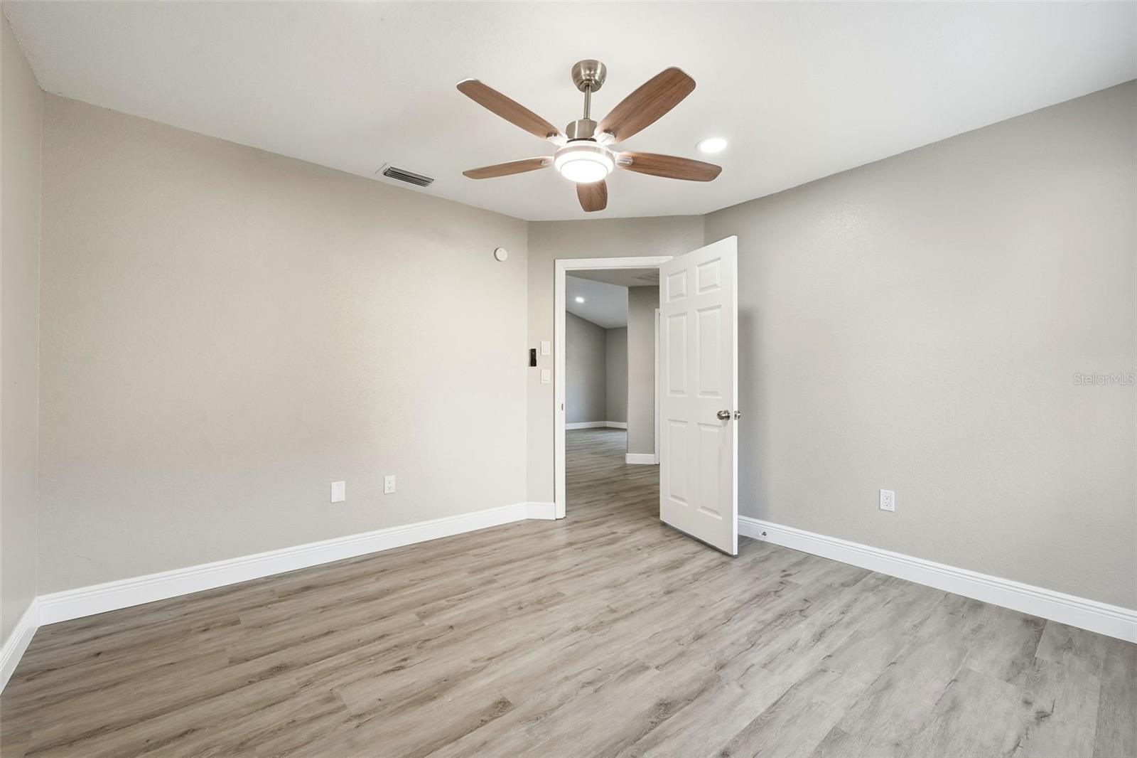 Image 41 of 64 For 3307 18th Court