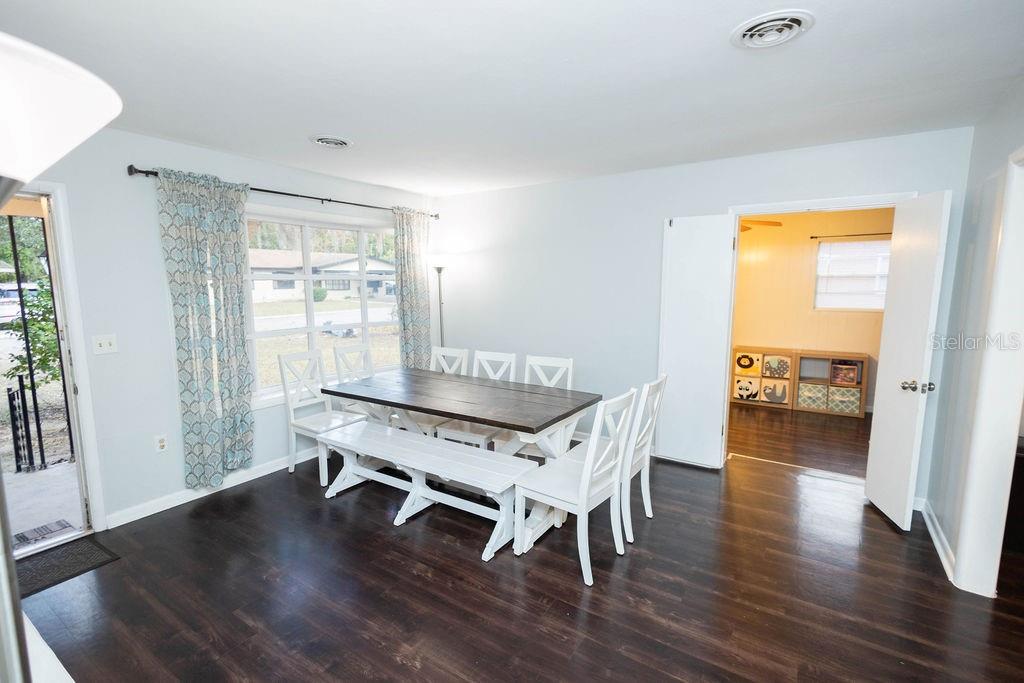 Image 13 of 28 For 432 Theresa Court