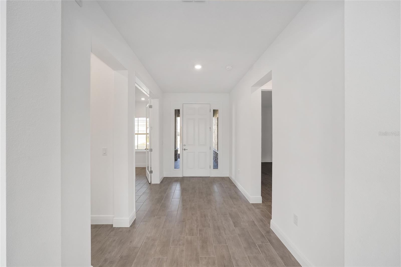 Image 10 of 47 For 10104 106th Circle