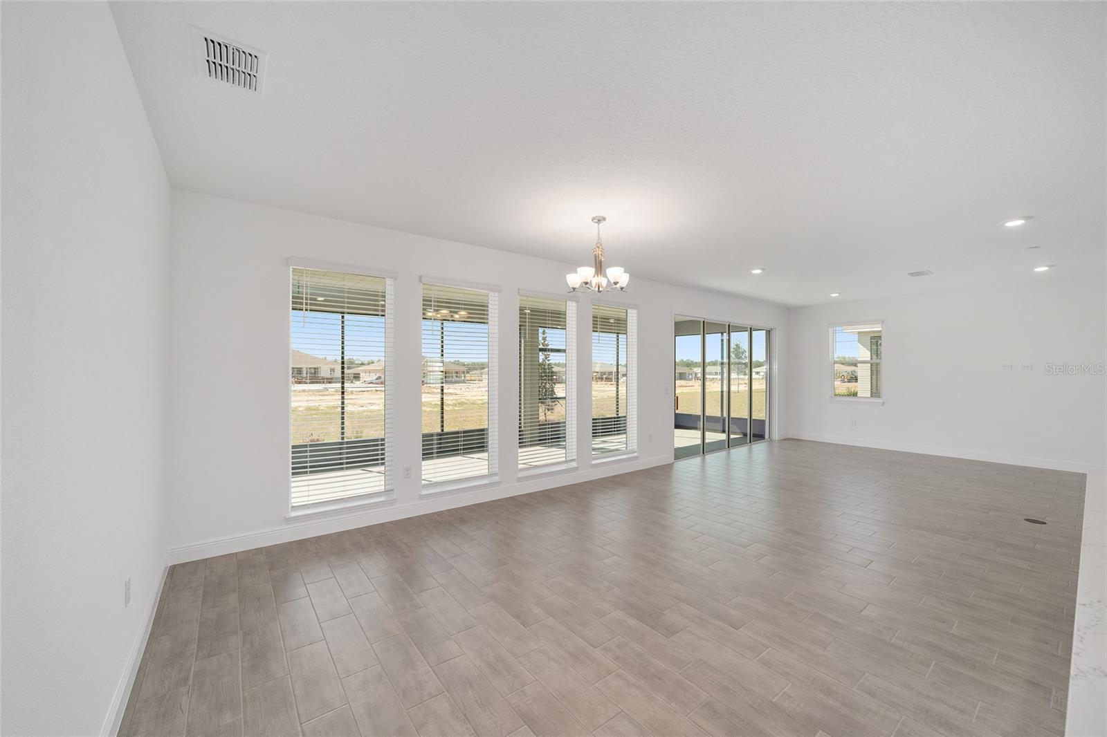 Image 16 of 47 For 10104 106th Circle