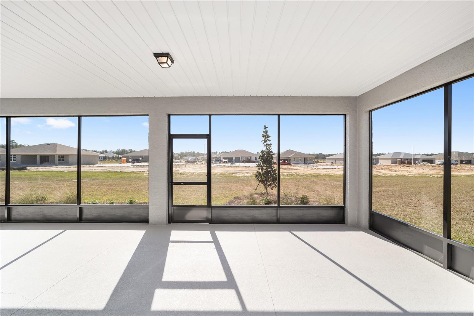 Image 42 of 47 For 10104 106th Circle