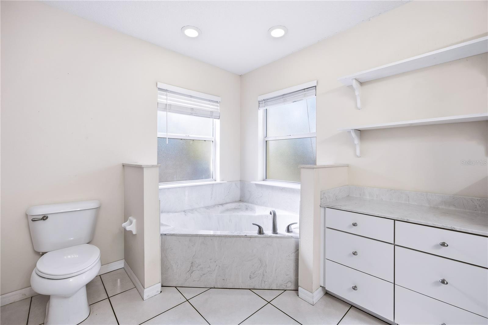 Image 16 of 45 For 10160 136th Avenue