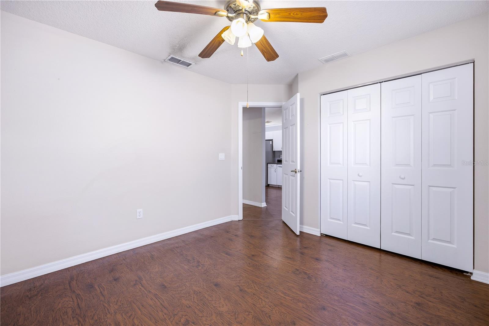 Image 21 of 45 For 10160 136th Avenue