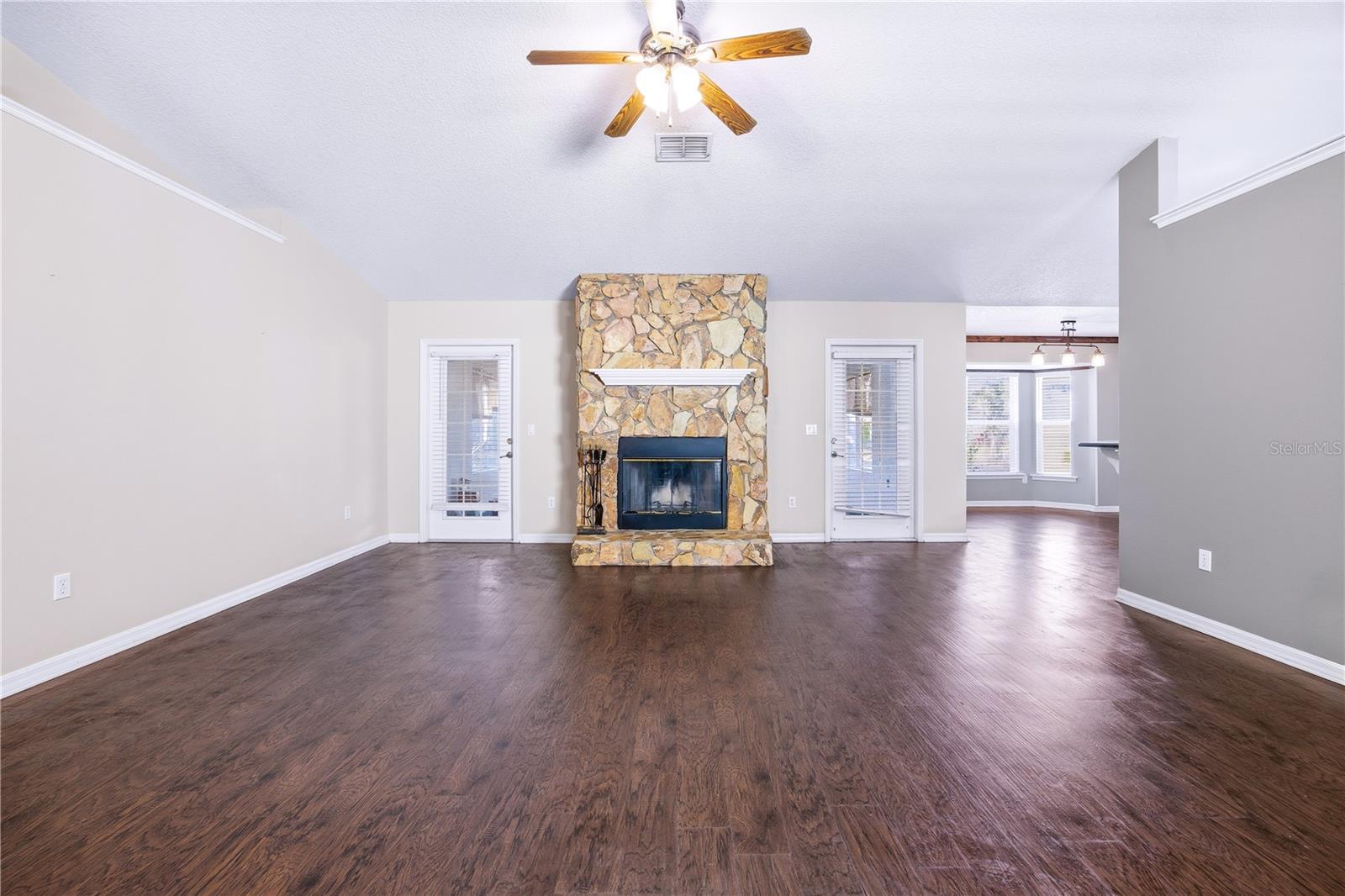 Image 4 of 45 For 10160 136th Avenue