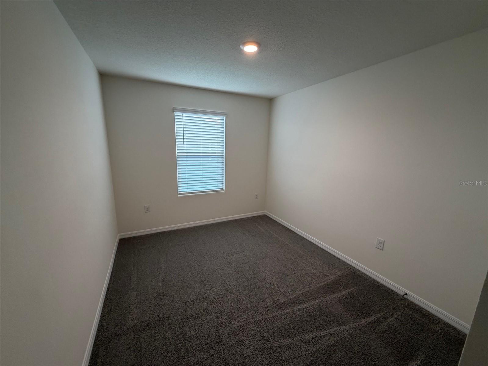 Image 16 of 31 For 6685 81st Loop