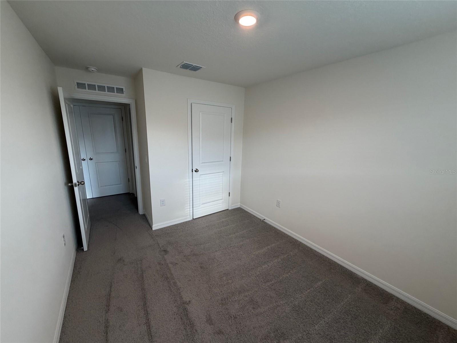 Image 19 of 31 For 6685 81st Loop