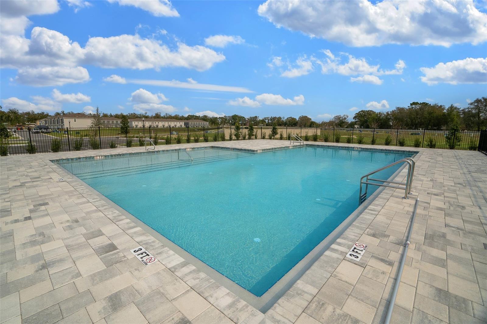 Image 30 of 31 For 6685 81st Loop