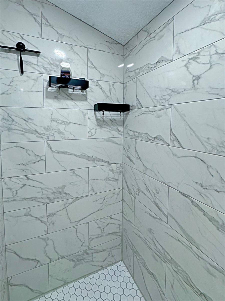 Image 10 of 41 For 3902 Suwanee Avenue