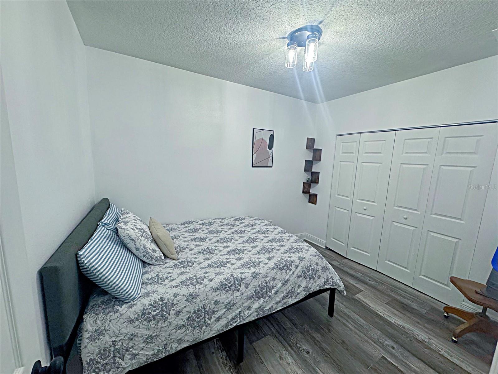 Image 11 of 41 For 3902 Suwanee Avenue