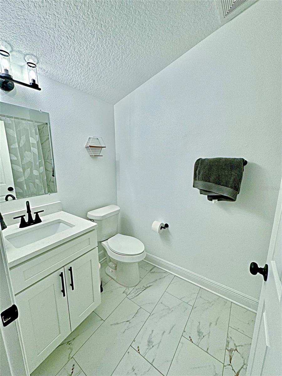 Image 12 of 41 For 3902 Suwanee Avenue