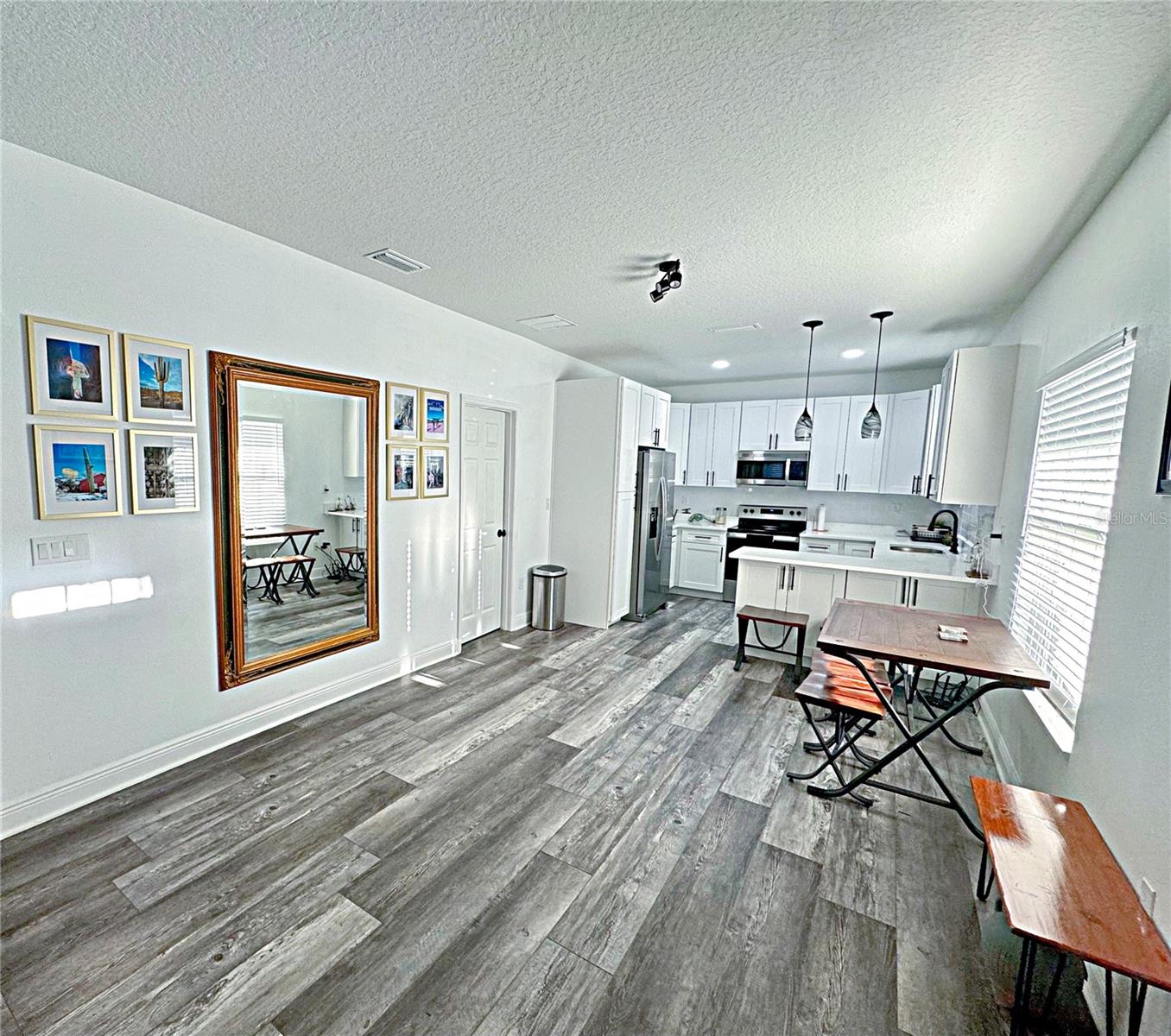 Image 6 of 41 For 3902 Suwanee Avenue