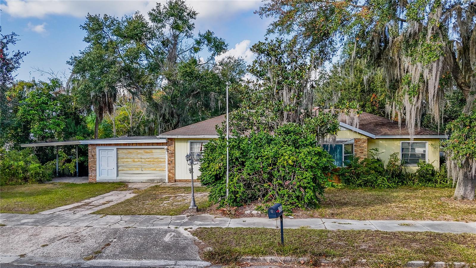 Details for 1204 Gunston Street, LEESBURG, FL 34748