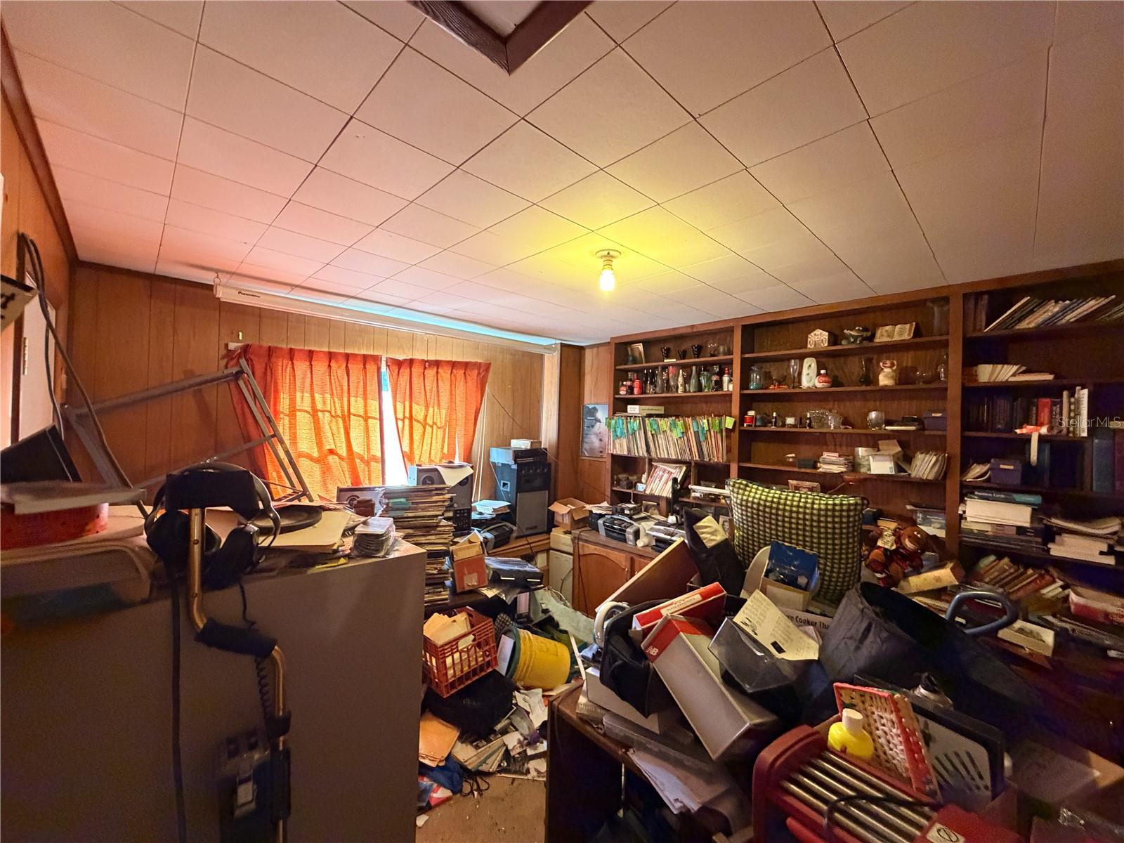 Image 13 of 24 For 1204 Gunston Street