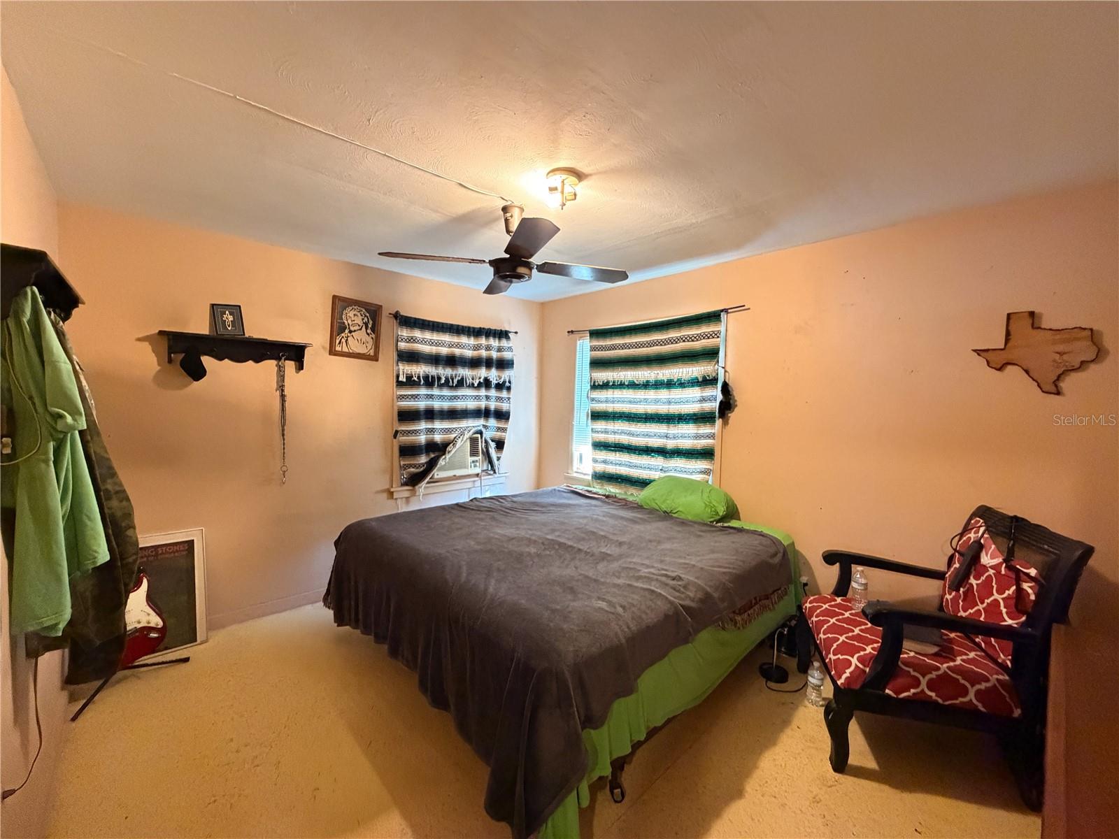 Image 7 of 24 For 1204 Gunston Street