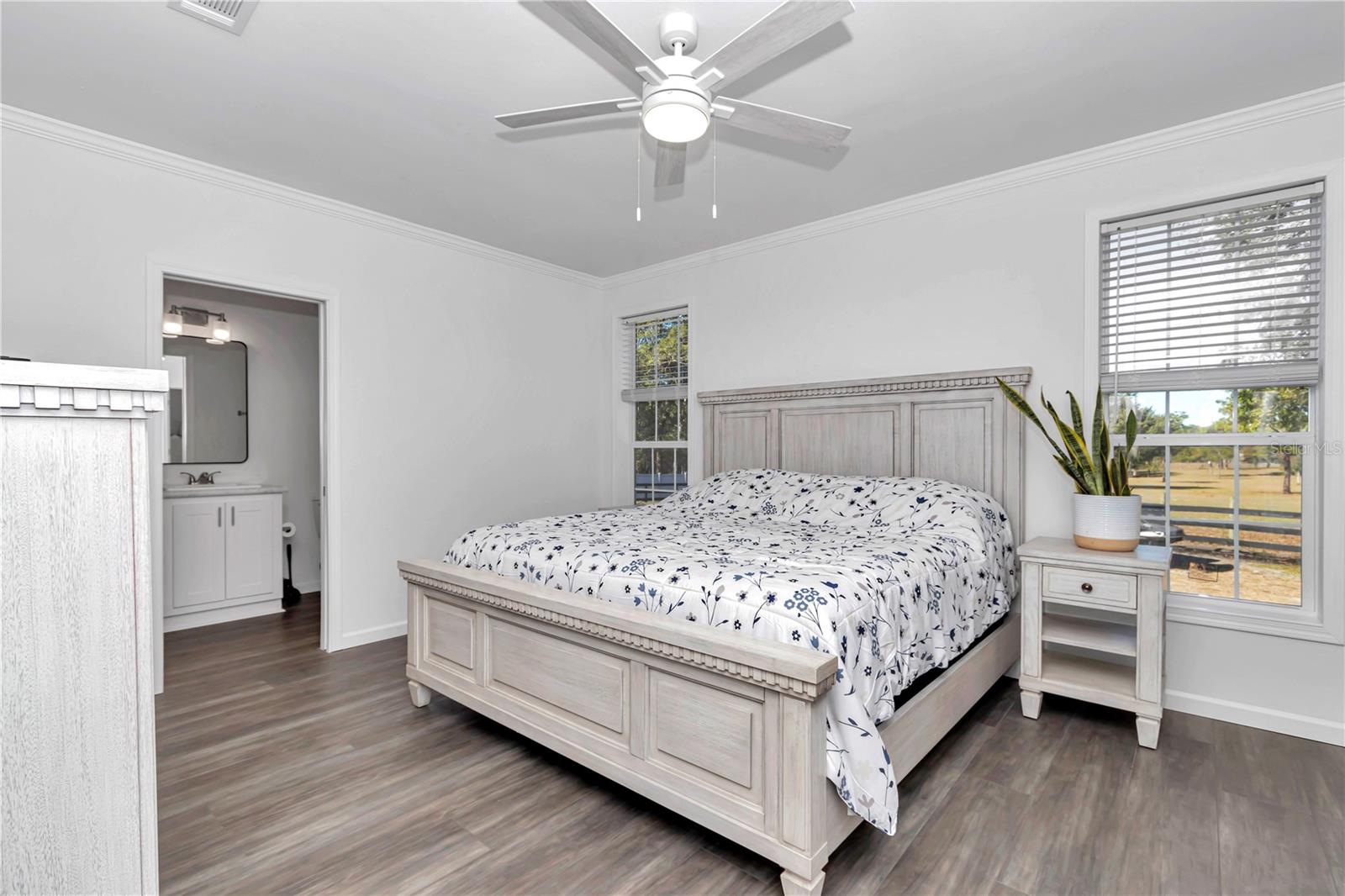 Image 16 of 59 For 521 80th Avenue