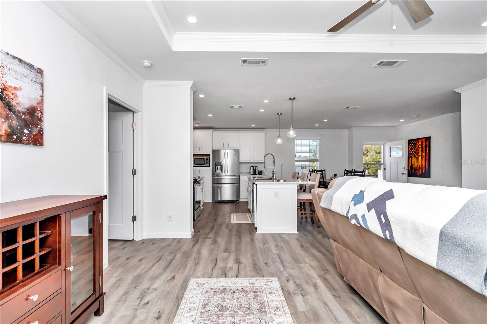 Image 24 of 59 For 521 80th Avenue