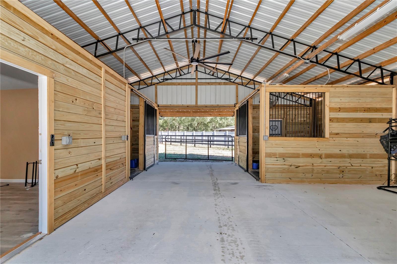 Image 43 of 59 For 521 80th Avenue