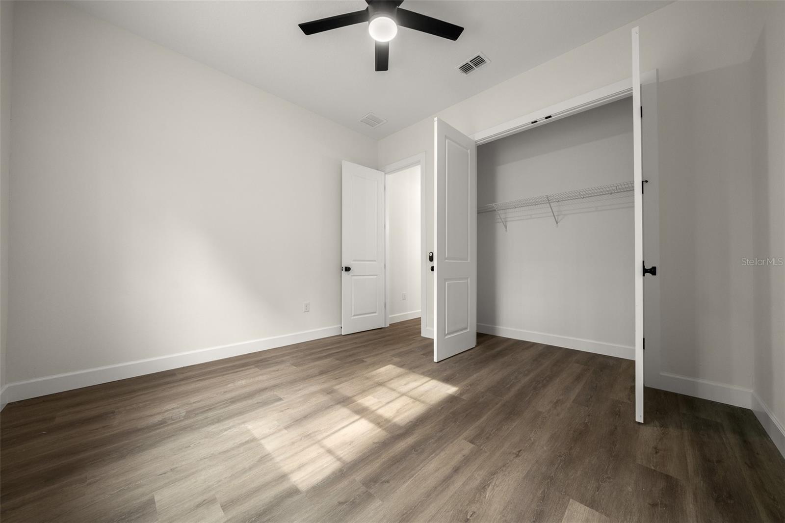 Image 19 of 23 For 7162 Cricket Drive