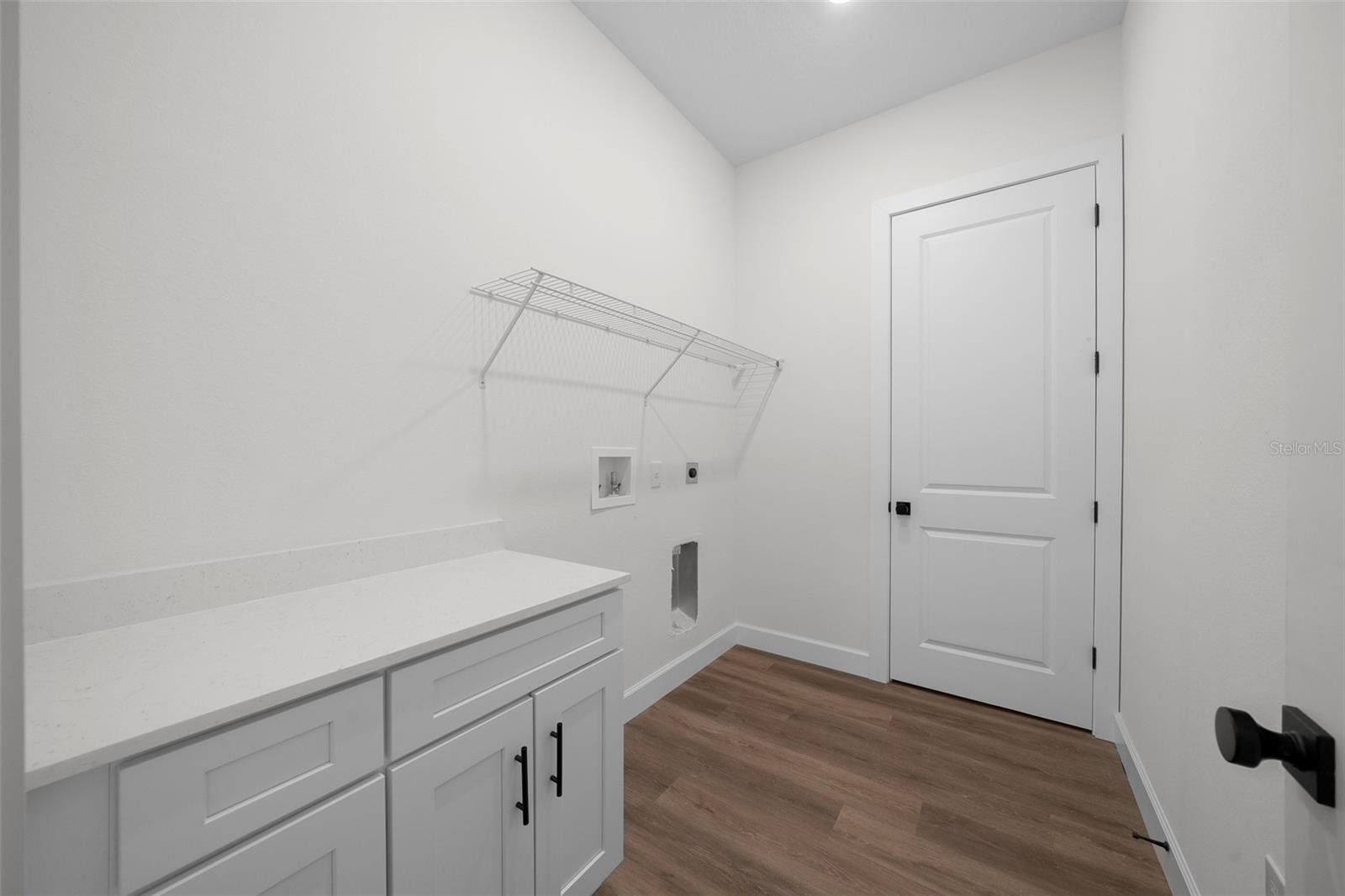 Image 20 of 23 For 7162 Cricket Drive