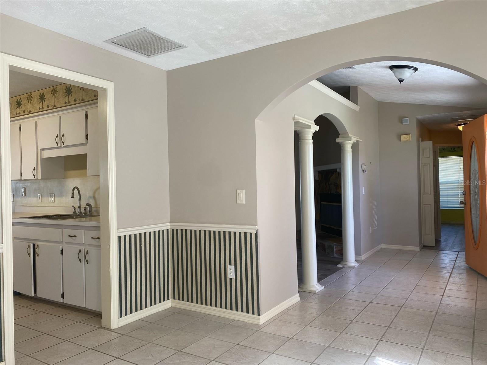 Image 10 of 18 For 5881 86th Place