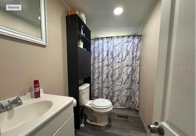 Image 13 of 15 For 565 Daisy Road