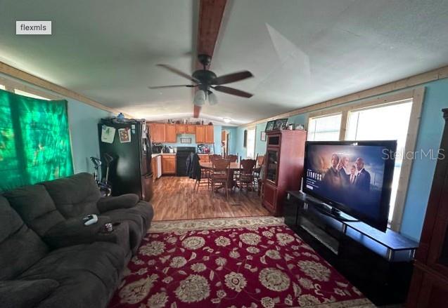 Image 15 of 15 For 565 Daisy Road