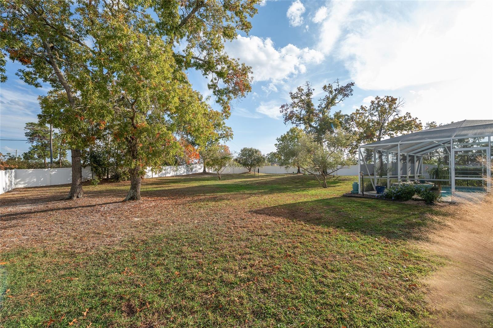 Image 31 of 64 For 5016 104th Loop