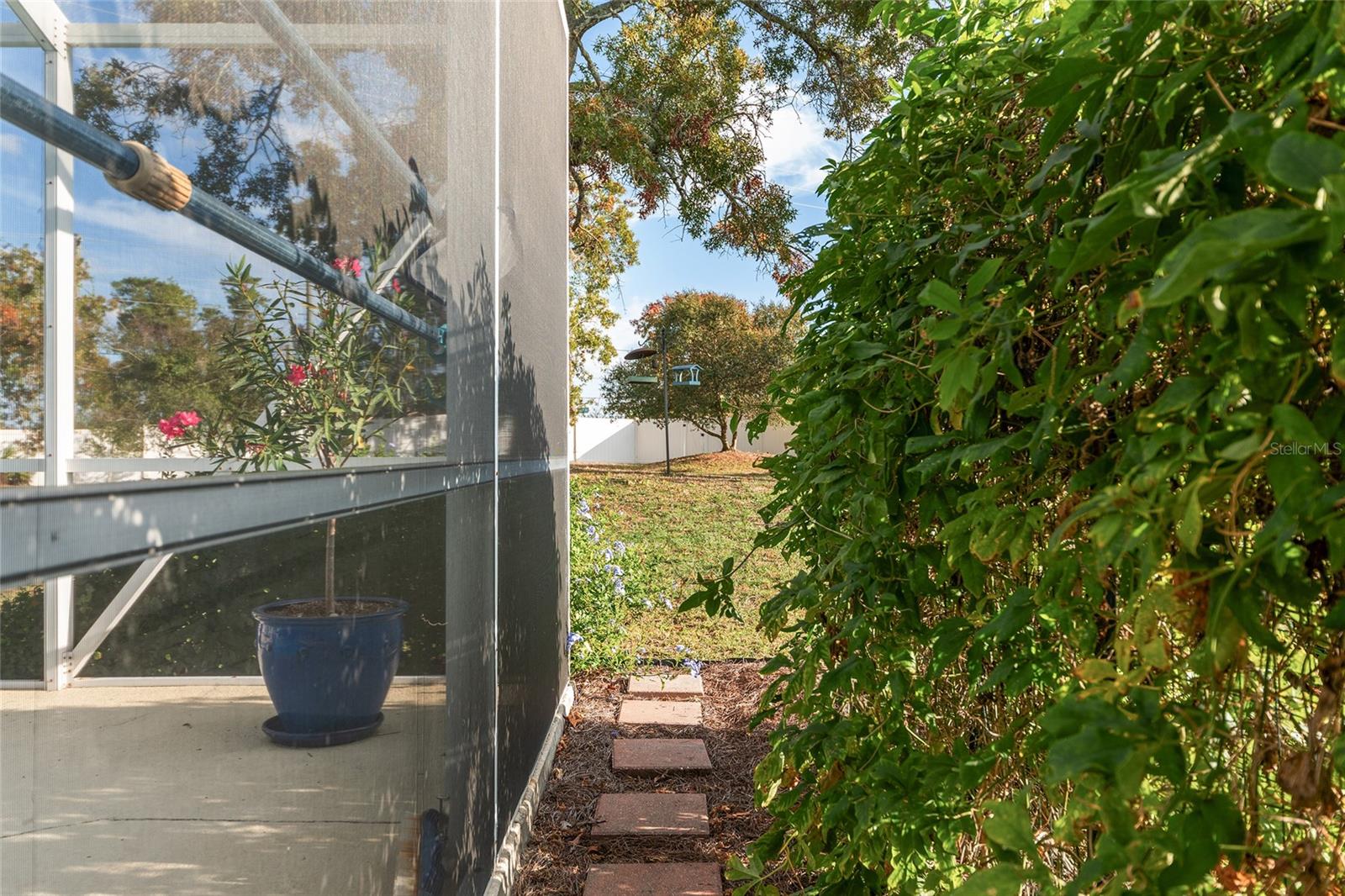 Image 37 of 64 For 5016 104th Loop