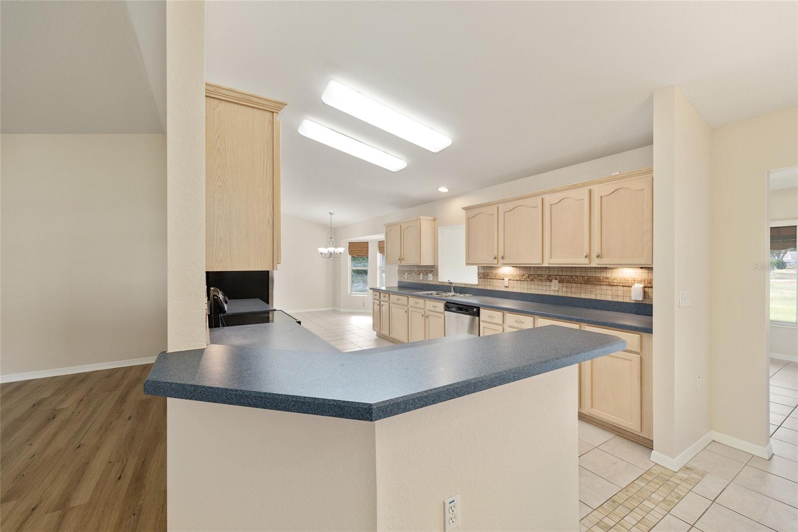 Image 21 of 85 For 13798 111th Avenue