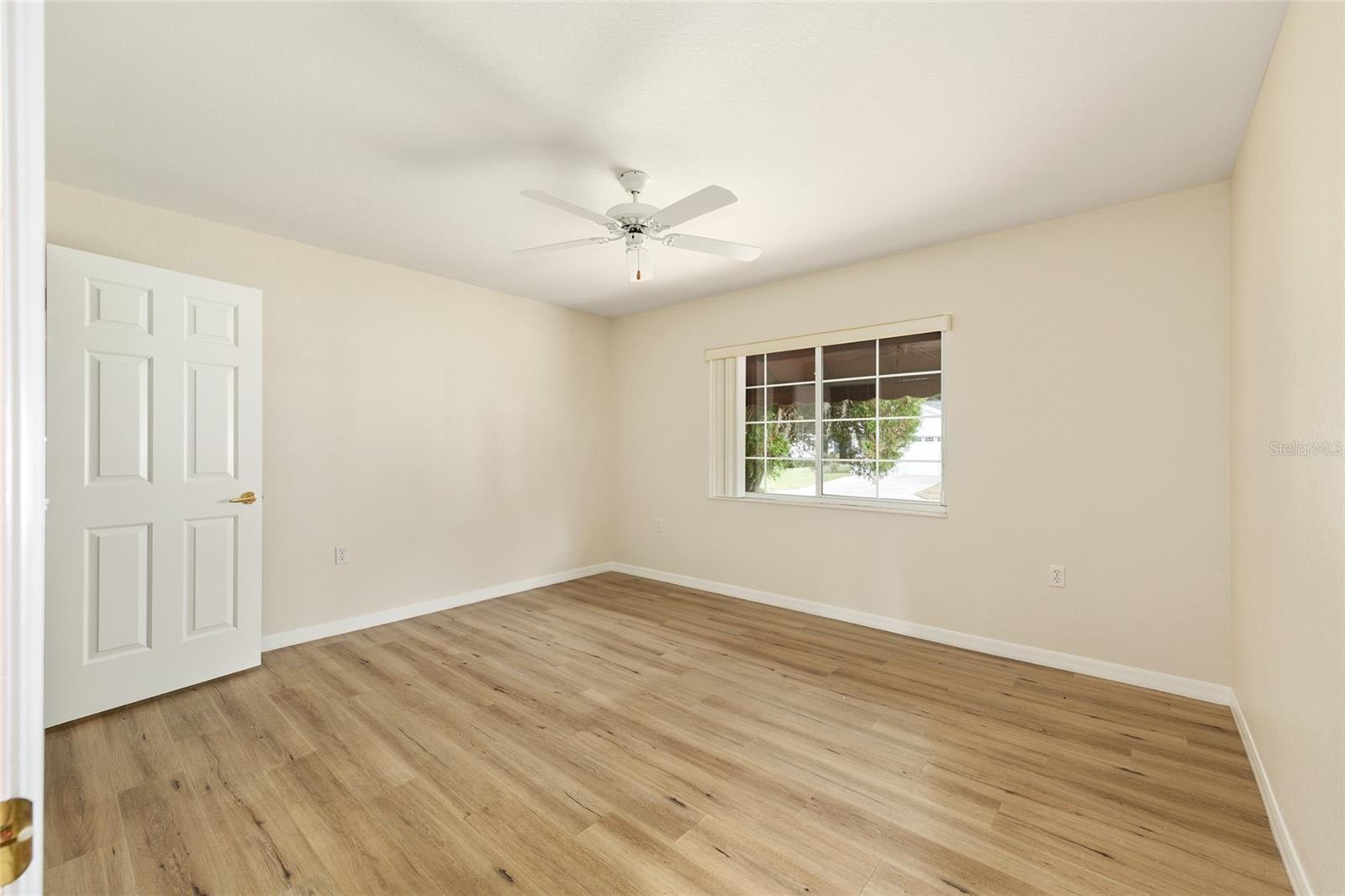 Image 30 of 85 For 13798 111th Avenue