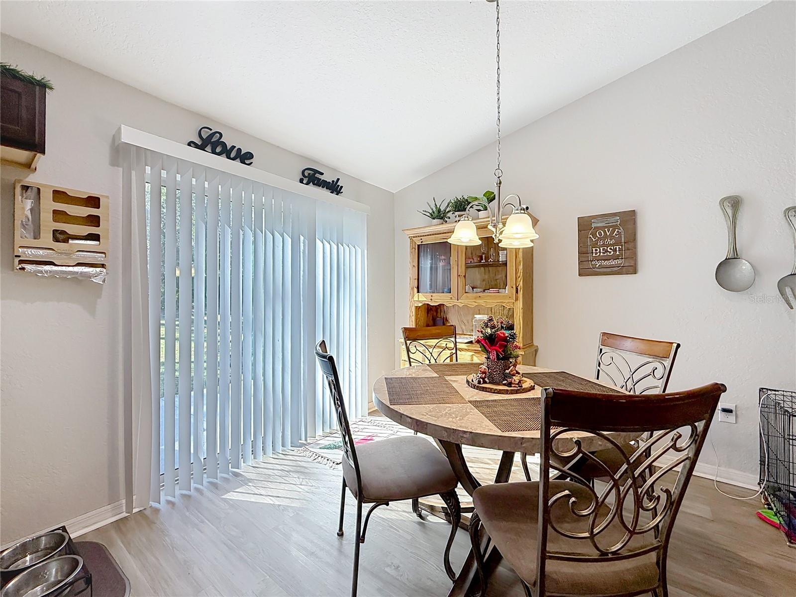 Image 11 of 32 For 6188 Seneca Street