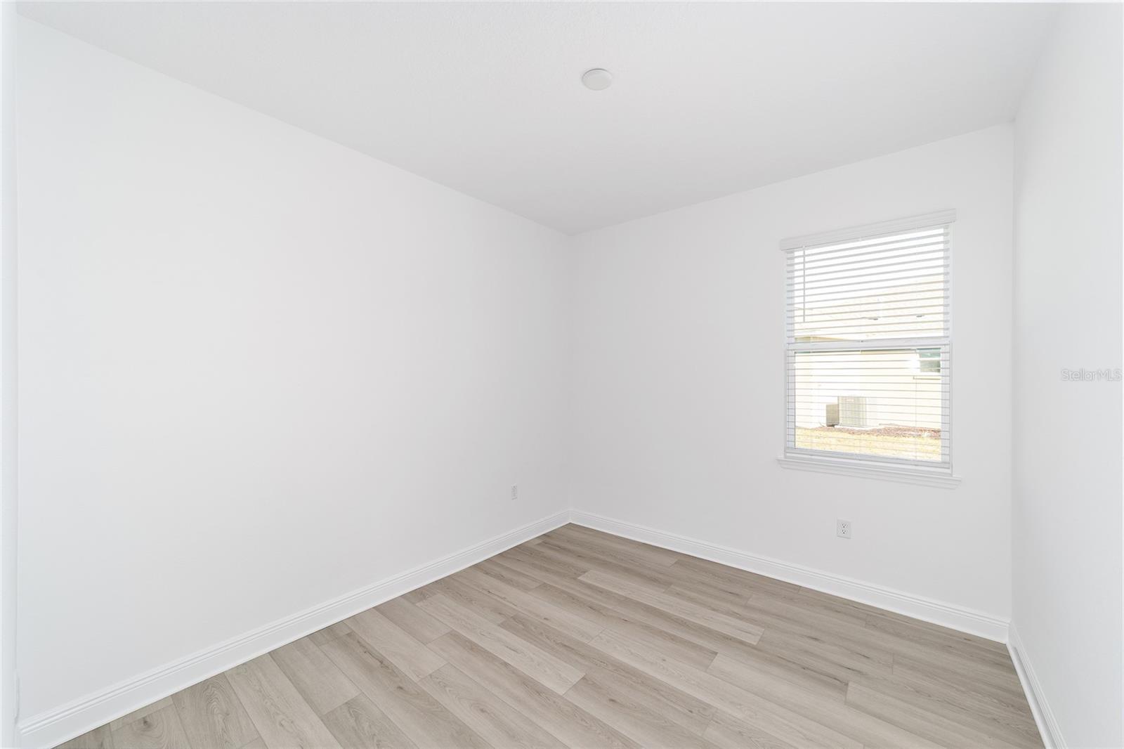 Image 31 of 47 For 10267 105th Terrace