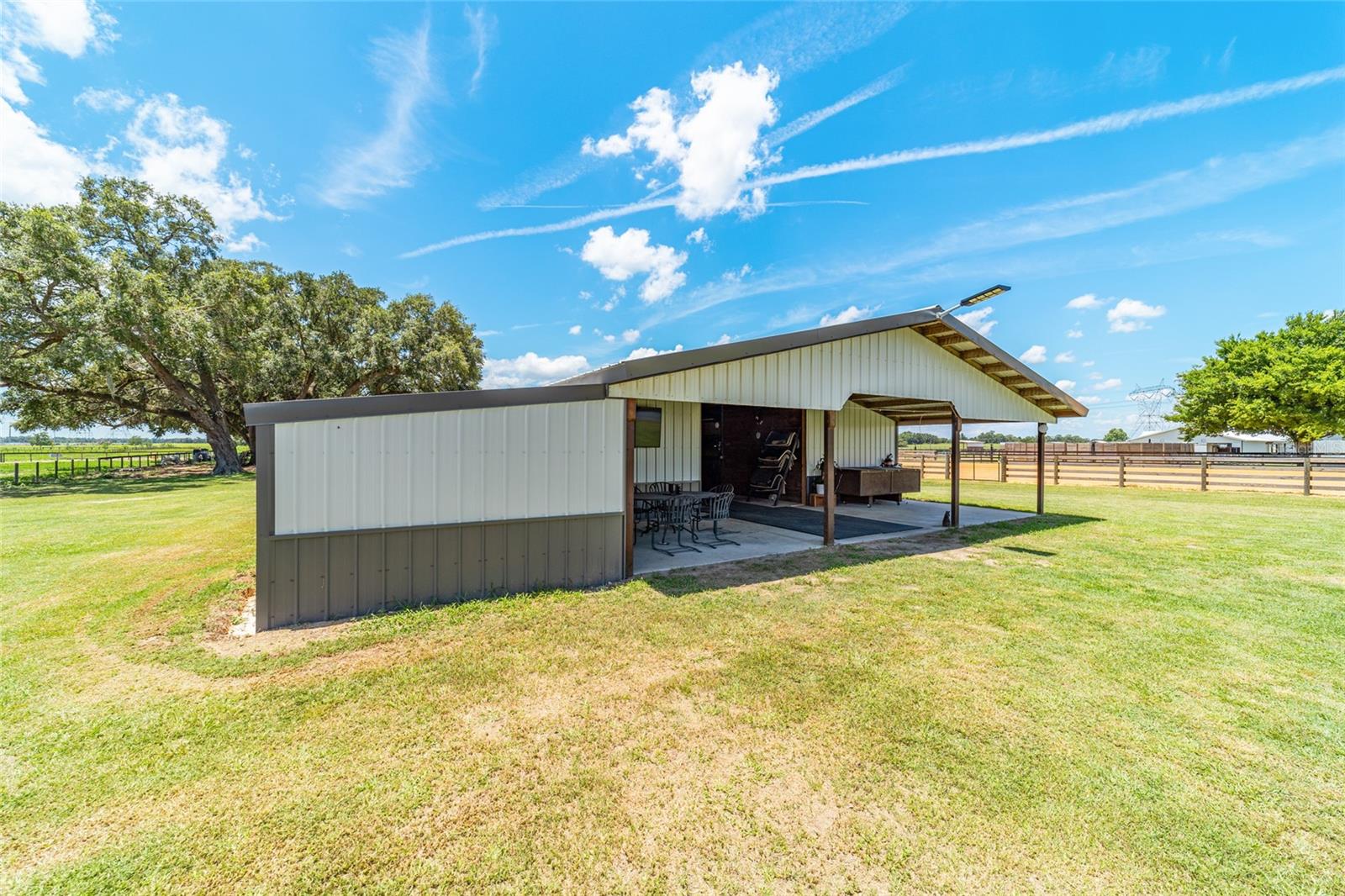 Image 30 of 95 For 1177 102nd Boulevard