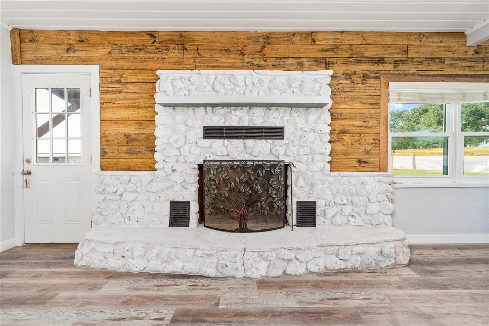 Image 59 of 95 For 1177 102nd Boulevard