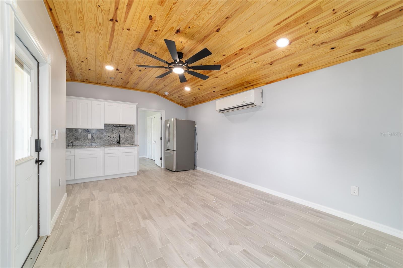 Image 63 of 95 For 1177 102nd Boulevard