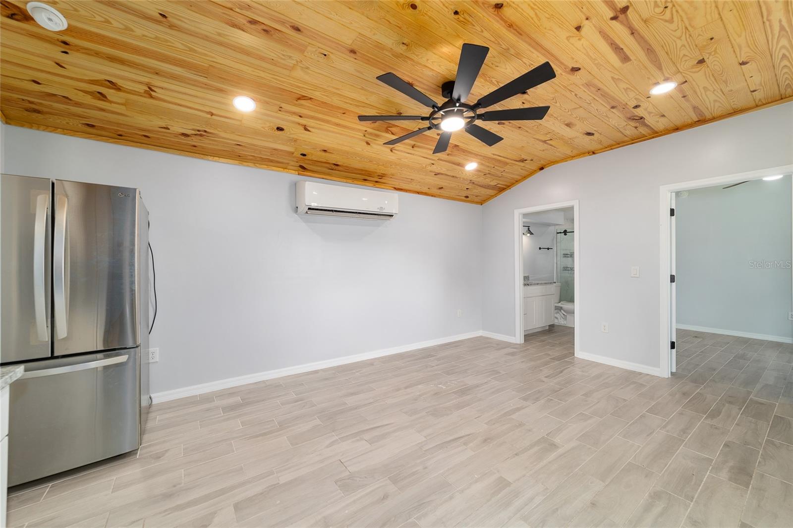 Image 66 of 95 For 1177 102nd Boulevard